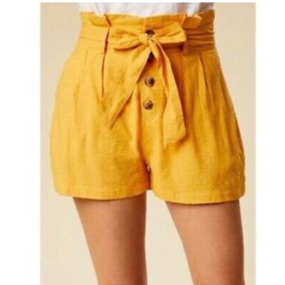 American Eagle Yellow Paperbag Lined High Waist Shorts Size XS